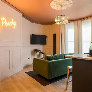 Stylish Apartment Bournemouth